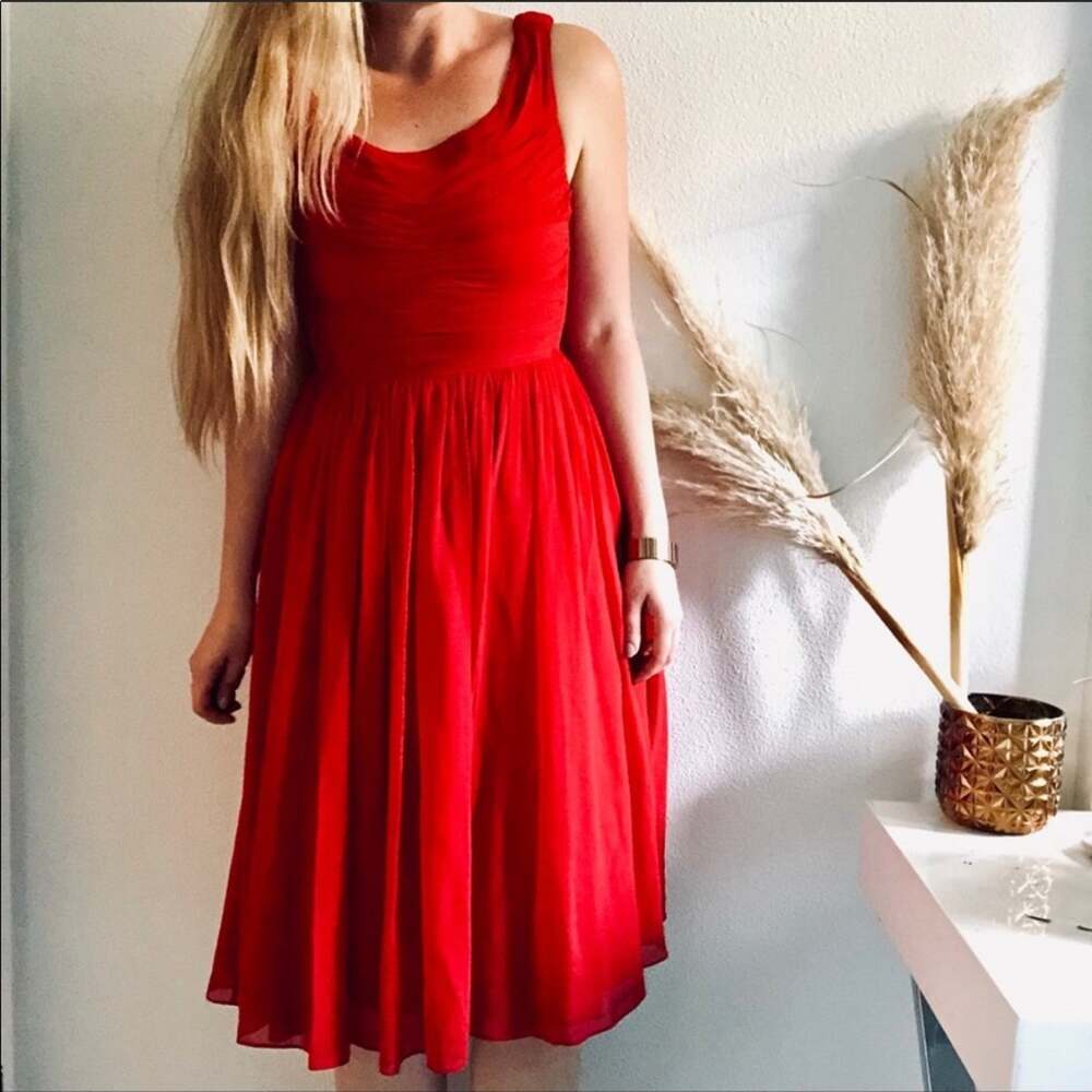 NEW ANTHROPOLOGIE Moulienette Souers Red Gracia Rouched Midi Silk Peplum Dress 2